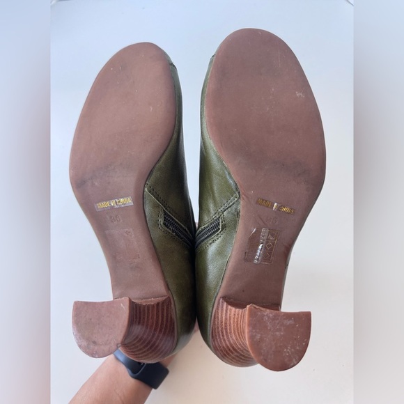 Miz Mooz Alisa Ruched Buttoned Leather Booties Womens Size 36 - Picture 9 of 11